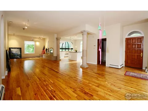 403 Mountain View Rd, Boulder, CO 80302 photo 2