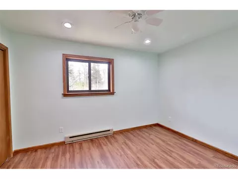 Bedroom - 27888 Pine Grove Trl, Conifer, CO 80433 photo 3 of 4
