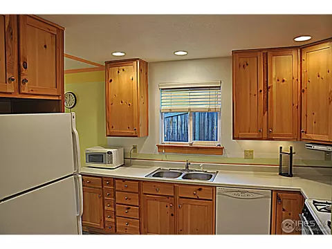 402 E Baseline Rd, Lafayette, CO 80026 photo 9