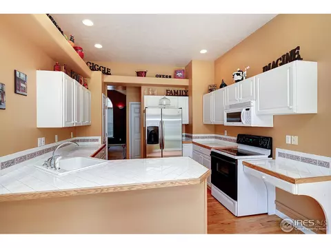 643 52nd Ave, Greeley, CO 80634 photo 8