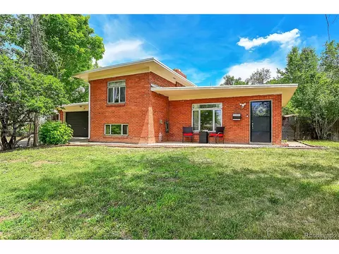 1200 Chester St, Aurora, CO 80010