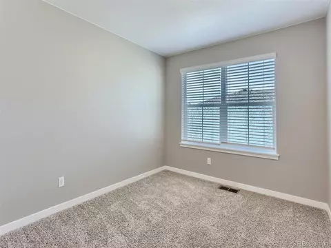 21813 E 8th Ave, Aurora, CO 80018 photo 18