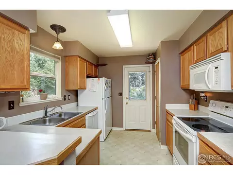 3201 Dickson Ct, Evans, CO 80620 photo 8