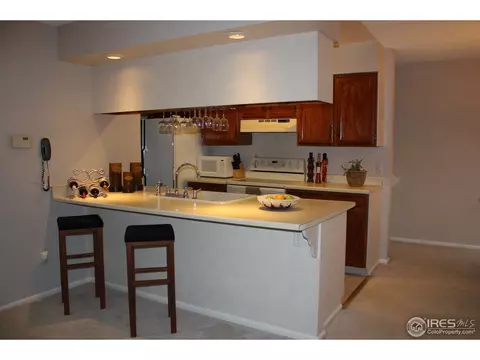 8010 Garrison Ct #A, Arvada, CO 80005 photo 2