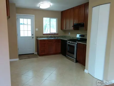 1920 Florence St, Aurora, CO 80010 photo 4