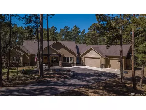 3255 Pinehurst Cir, Colorado Springs, CO 80908