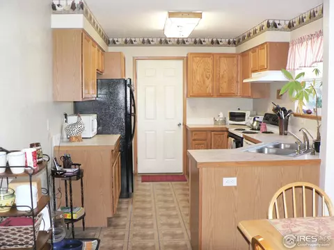 1457 3rd St, Fort Lupton, CO 80621 photo 2
