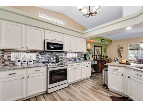 Kitchen - 19573 E 40th Dr, Denver, CO 80249 photo 3 of 6