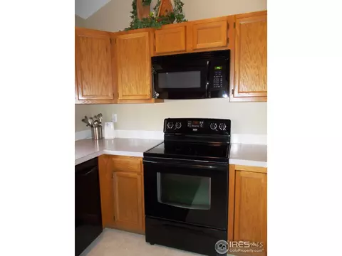 340 E Lilac St, Milliken, CO 80543 photo 10