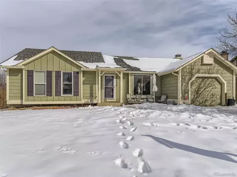 21236 E Powers Cir, Centennial, CO 80015 photo 2