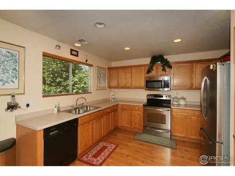 2310 E 109th Dr, Northglenn, CO 80233 photo 12