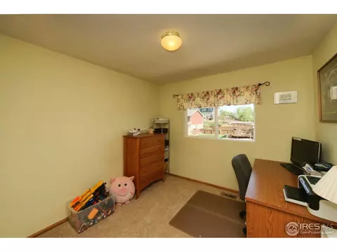 2310 E 109th Dr, Northglenn, CO 80233 photo 3