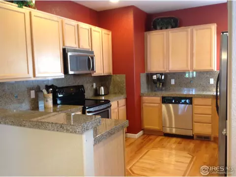 831 Spruce Ct, Frederick, CO 80530 photo 3