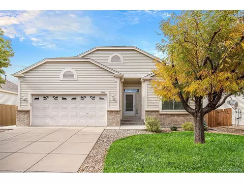 22463 E Dorado Dr, Aurora, CO 80015