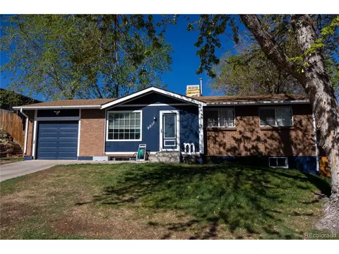 9017 Dover St, Broomfield, CO 80021