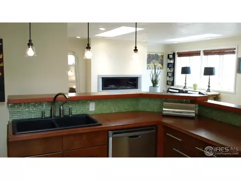 1125 Utica Ave, Boulder, CO 80304 photo 2