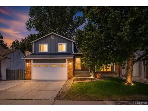 9000 W Tanforan Dr, Littleton, CO 80123