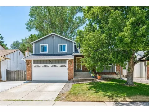 9000 W Tanforan Dr, Littleton, CO 80123
