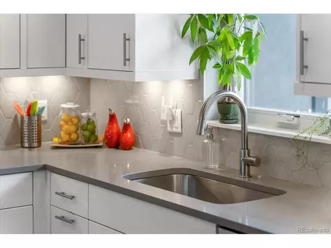 6935 E Lowry Blvd, Denver, CO 80230 photo 12