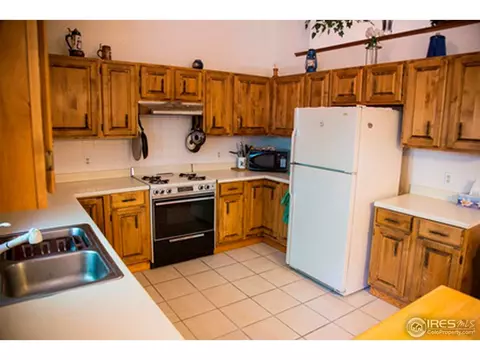 800 42nd St, Evans, CO 80620 photo 5