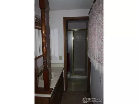 110 E 9th Ave, Yuma, CO 80759 photo 9