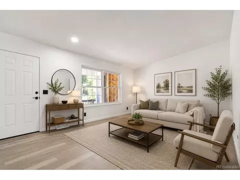 4660 S Idalia St, Aurora, CO 80015