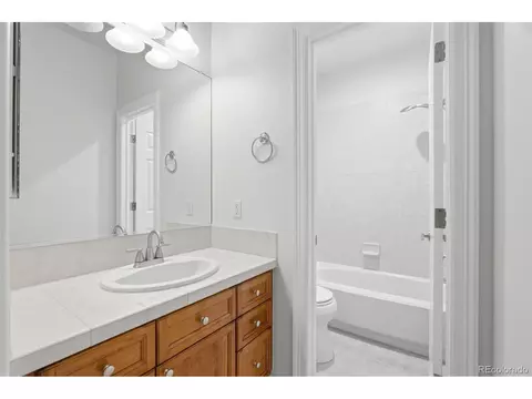 Bath - 10250 Longview Dr, Lone Tree, CO 80124 photo 2 of 3