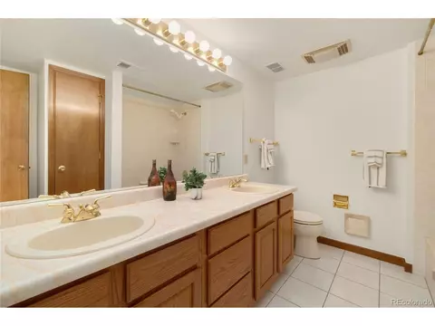 Undisclosed, Centennial, CO 80122 photo 21