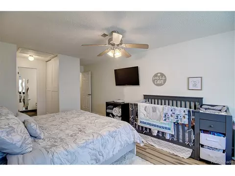 Undisclosed, Aurora, CO 80014 photo 17