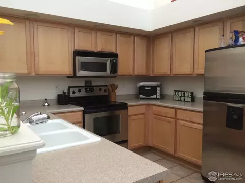 904 Lucca Dr, Evans, CO 80620 photo 2