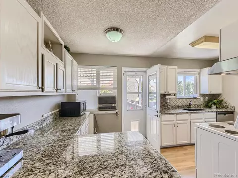 19135 E Milan Cir, Aurora, CO 80013 photo 4