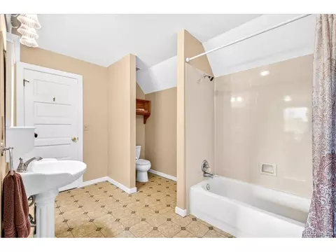 Bath - 9152 E 152nd Ave, Brighton, CO 80602 photo 3 of 4