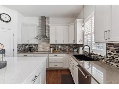8939 Devinney Ct, Arvada, CO 80005 photo 12