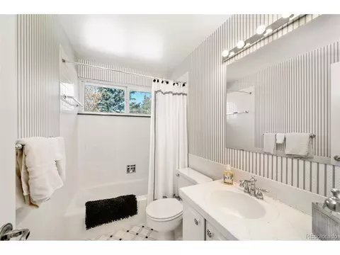 3705 E Warren Ave, Denver, CO 80210 photo 17