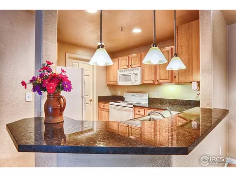 540 Mohawk Dr #3, Boulder, CO 80303 photo 2