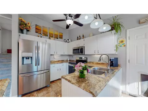175 Hancock Ct, Bennett, CO 80102 photo 8
