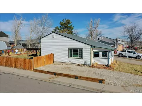 175 Hancock Ct, Bennett, CO 80102 photo 27
