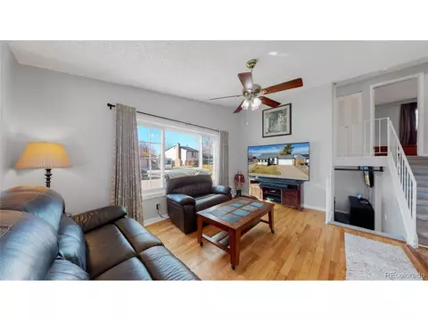 175 Hancock Ct, Bennett, CO 80102 photo 2