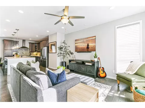 15851 E Broncos Pl, Centennial, CO 80112 photo 5