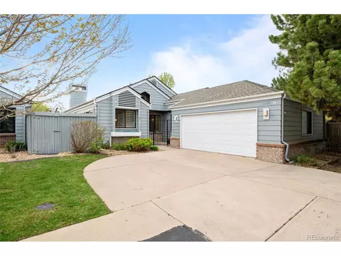 11165 E Baltic Dr, Aurora, CO 80014