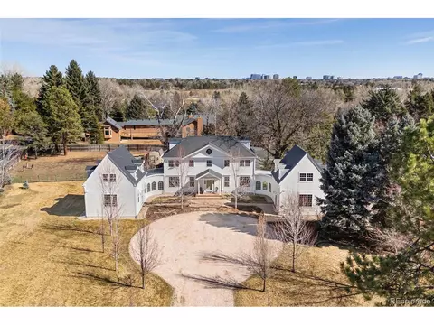 1 Random Rd, Englewood, CO 80113