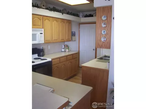 4307 Monte Cimone St, Evans, CO 80620 photo 4