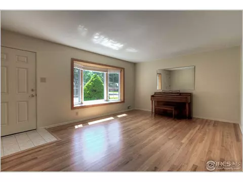 85 Everett St, Lakewood, CO 80226 photo 2