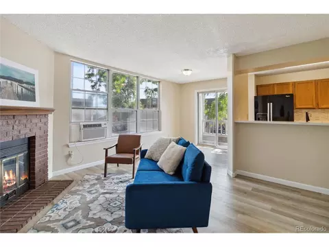 5725 W Atlantic Pl #201, Lakewood, CO 80227