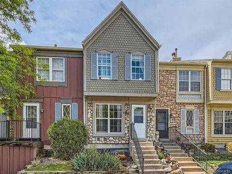 2491 E Nichols Cir, Centennial, CO 80122