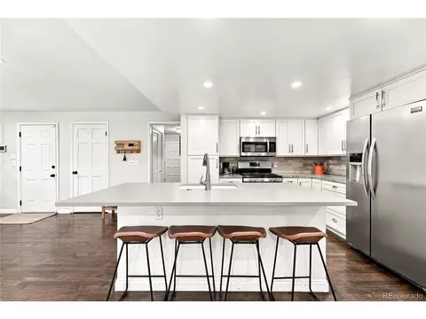 Kitchen - 7624 E Mercer Pl, Denver, CO 80237 photo 2 of 4