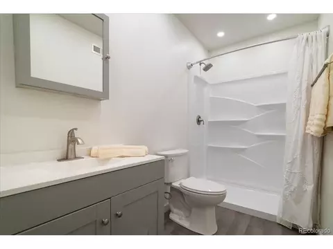 Bath - 35 Wheeler Pl #303, Frisco, CO 80443 photo 1 of 2