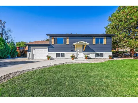 6905 S Dexter St, Centennial, CO 80122