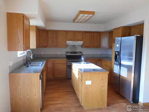 303 Sally St, Wiggins, CO 80654 photo 2