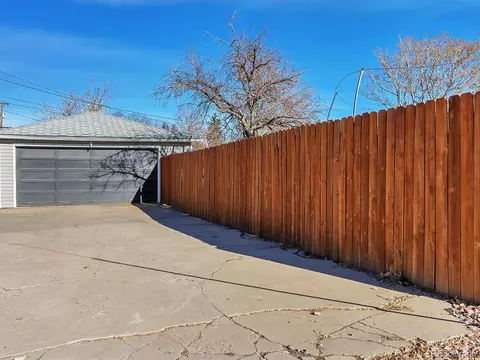 Undisclosed, Aurora, CO 80010 photo 15
